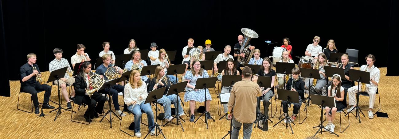 Hovedkorpset på sommerkonserten